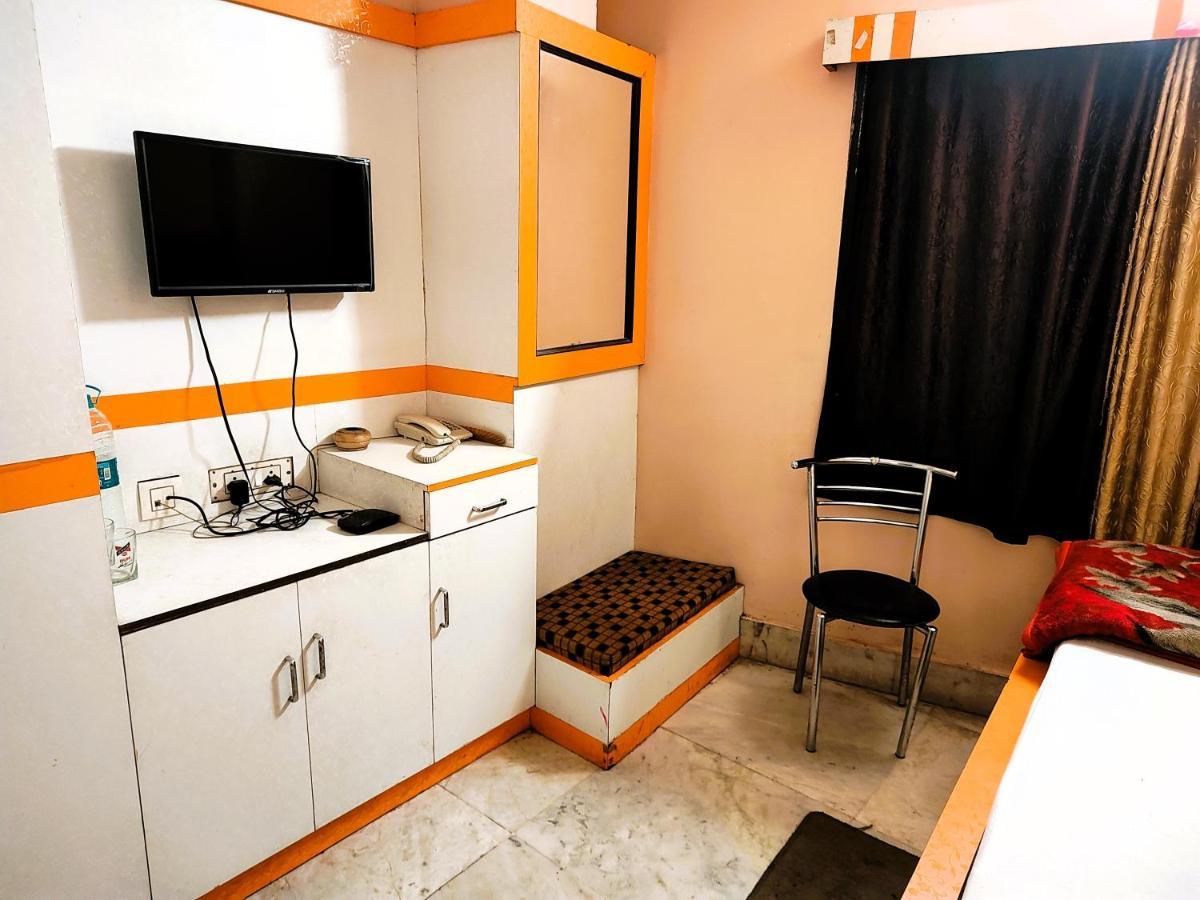 Staymaker Tirupati Guest House Калькутта Экстерьер фото