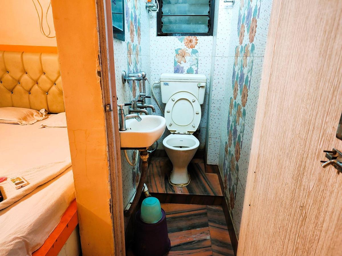 Staymaker Tirupati Guest House Калькутта Экстерьер фото